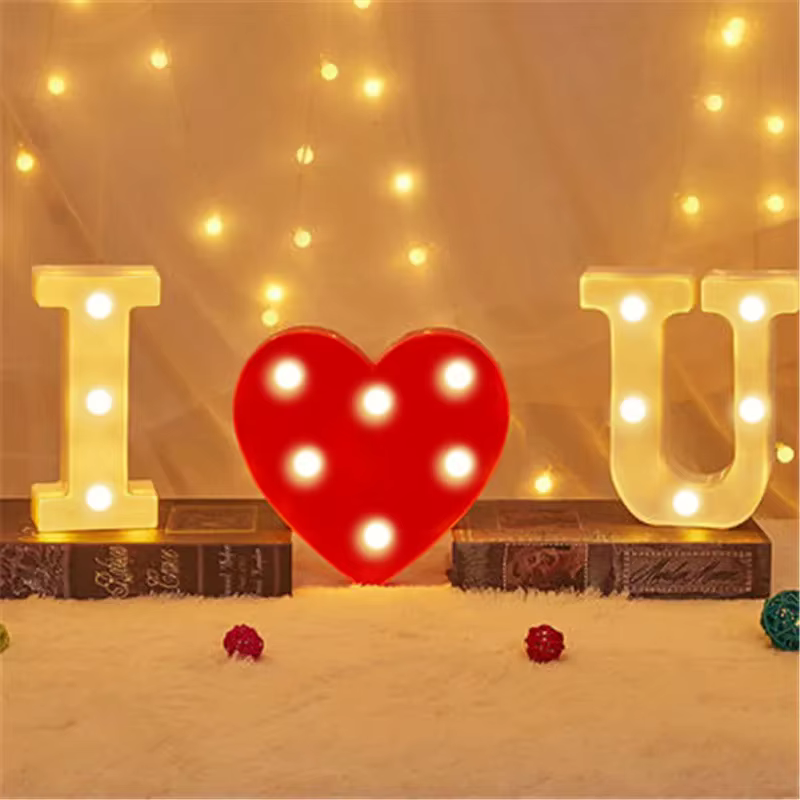Veilleuse LED avec Lettres de l'Alphabet de 16cm, Luminaire Décoratif d'Nik, Idéal pour un Mariage, 
