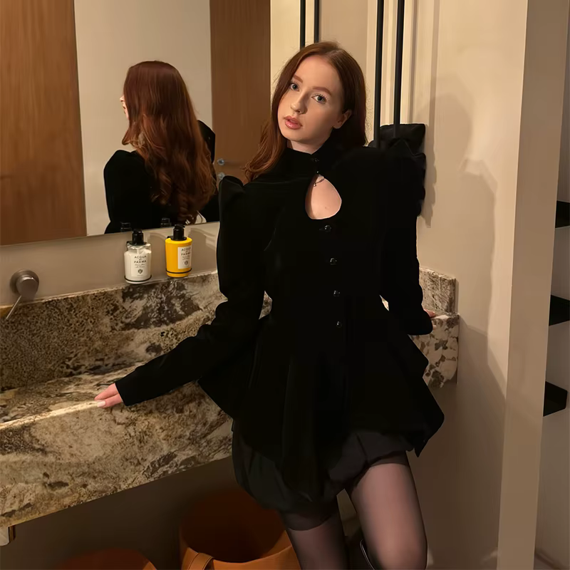 Ensemble deux pièces gothique noir pour femmes, haut à manches bouffantes et short taille haute, ten