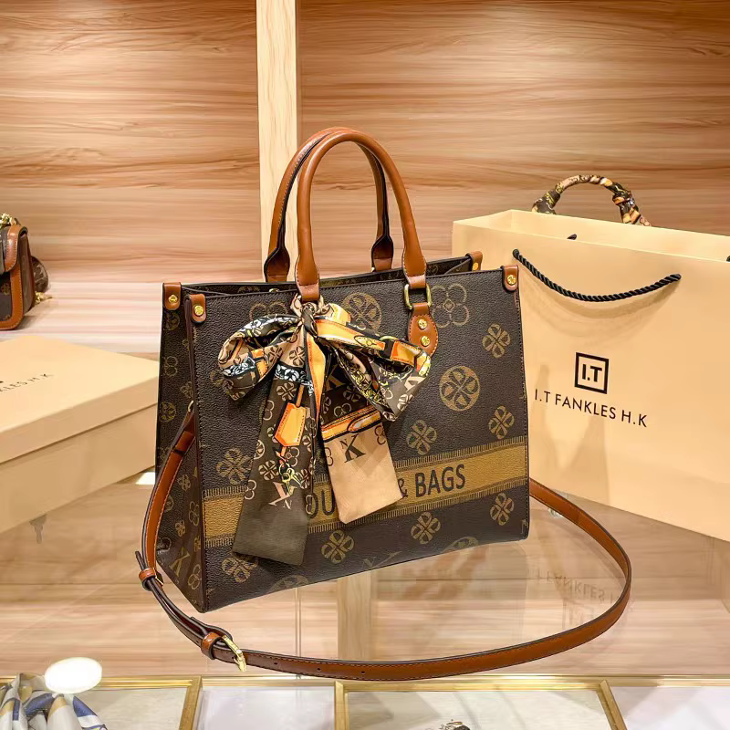 Sacs à langer élégants, décontractés, simples, vintage, à la mode pour femmes, sac à main en cuir de