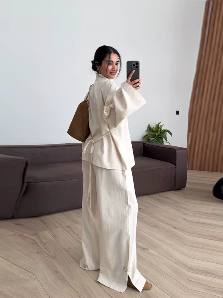 Ensemble 2 pièces mode femme en lin : haut ample à manches longues avec boutons grenouille et lacets