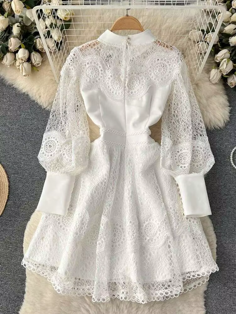 Robe blanche en dentelle ajourée pour femmes, Vintage, broderie de fleurs, col montant, manches long