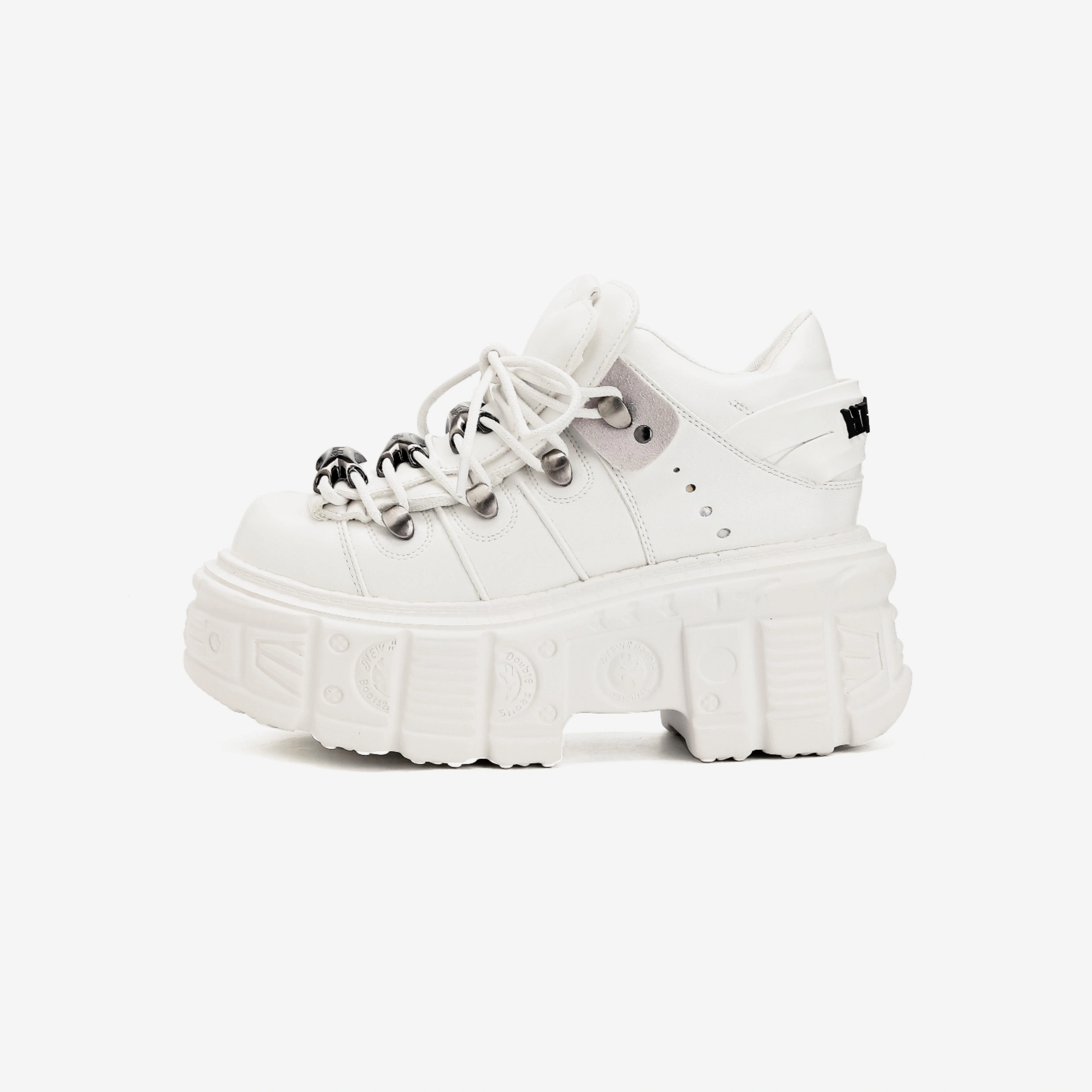 2026 gothique cheville Rock bottes femme baskets nouveau Style Punk femmes chaussures à lacets talon