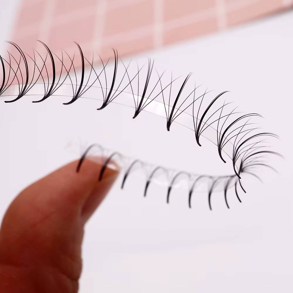 Cmicc 5D/7D Base pointue cils vaporeux préfabriqués Volume ventilateurs en vrac CC pointes de Sandwi