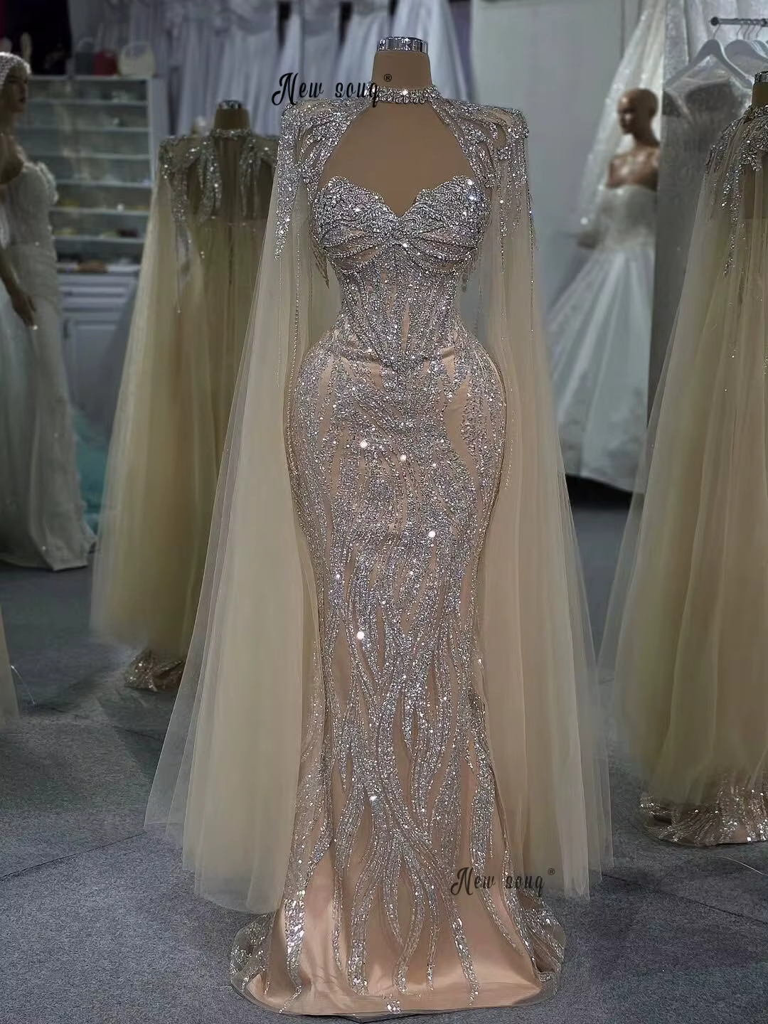 Robes de bal Champagne chair scintillantes, manches Cape personnalisées, robe de mariée élégante, ro