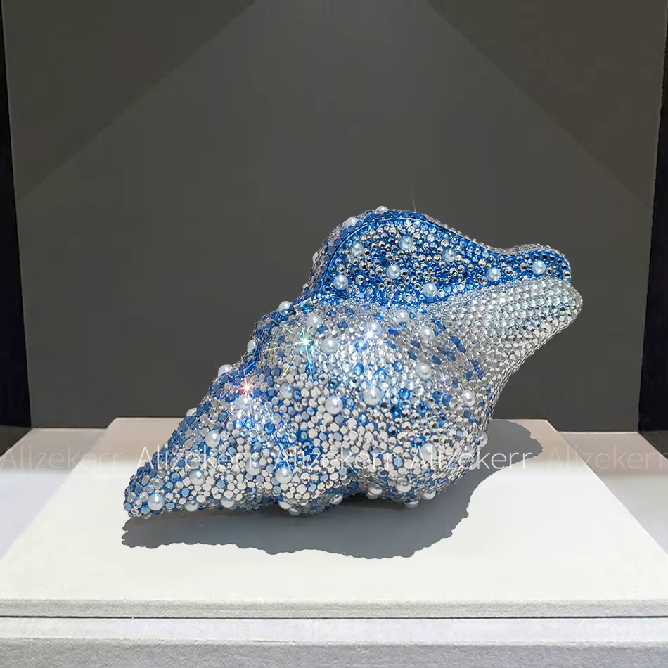 Sac de soirée Alizekerr 3D en forme de coquillage avec strass pour femme 2026 – Magnifique sac à mai