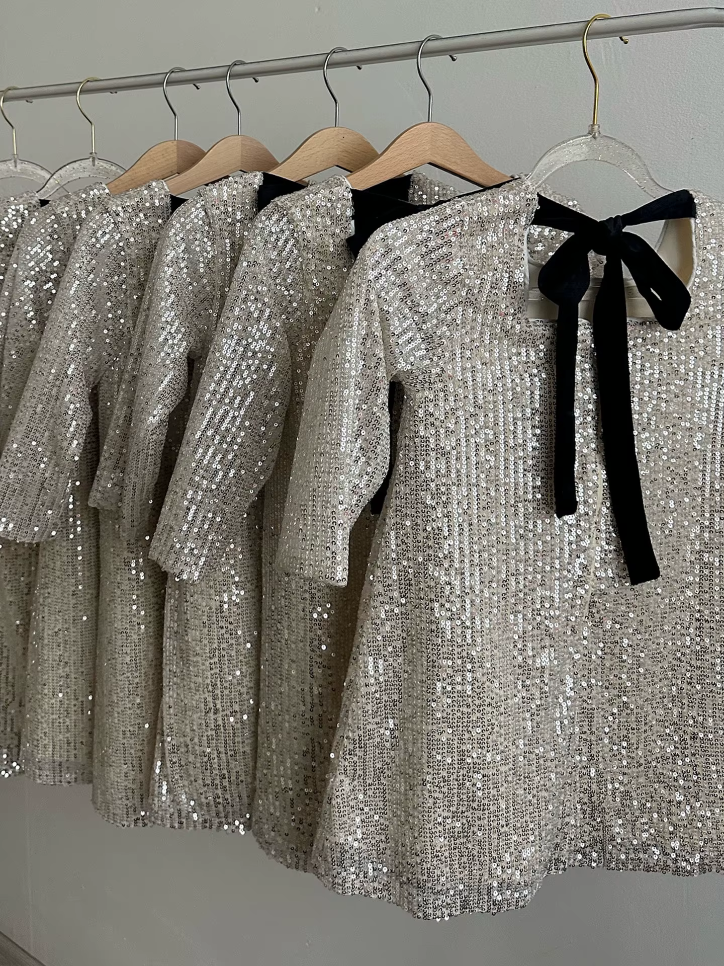HETISO – robe de soirée élégante à manches longues, paillettes argentées, avec nœud papillon noir, r