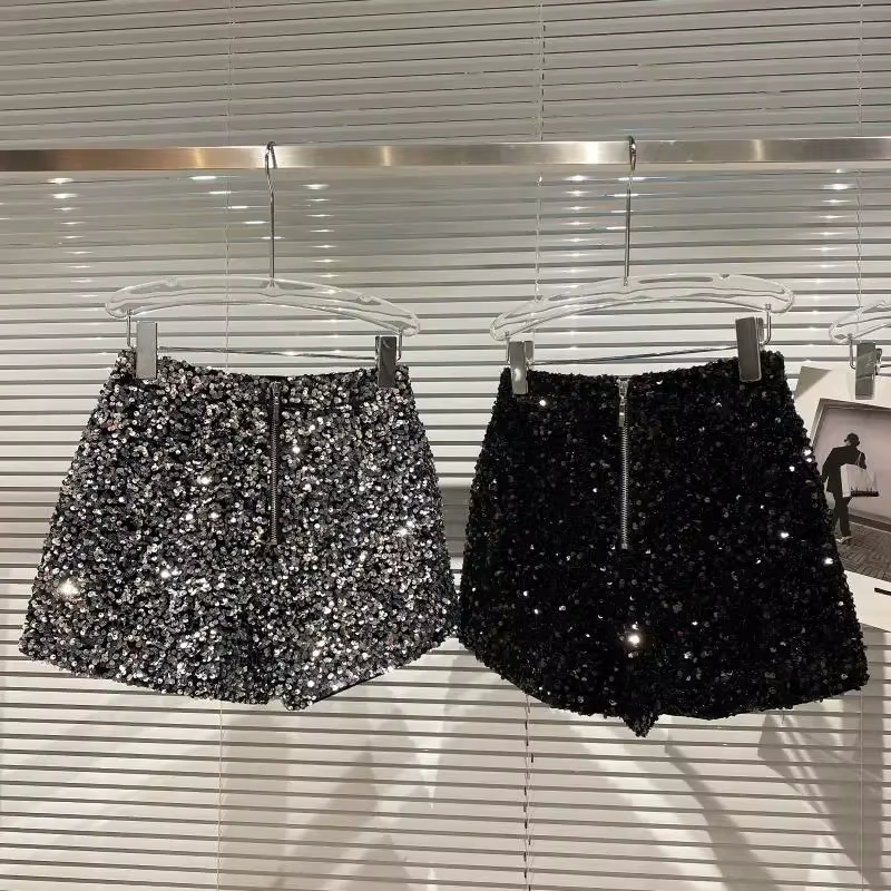 Short en Velours Noir pour Femme, Pantalon Court Polyvalent Brcorporelle à Paillettes, Nouvelle Coll