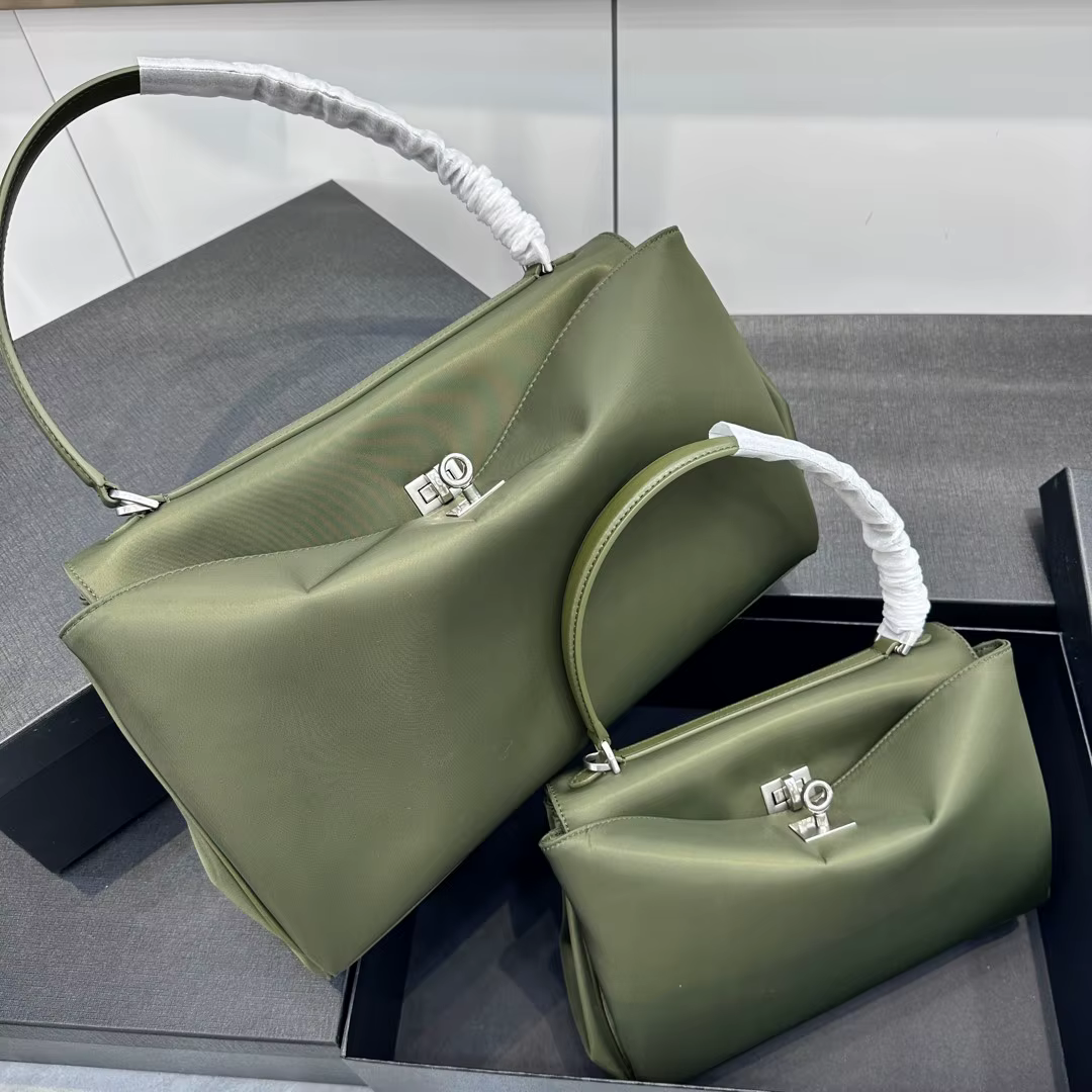 2025 marque de luxe Rodeo femme sacs printemps automne femmes fourre-tout mode boucle en or femmes s