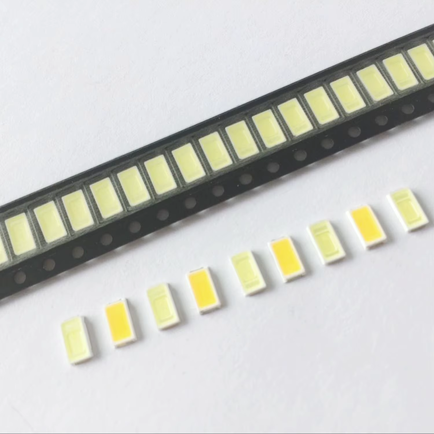 Diode électroluminescente SMD LED, rouge, jaune, vert, blanc, bleu, orange, 0603, 0805, 1206, 3528, 