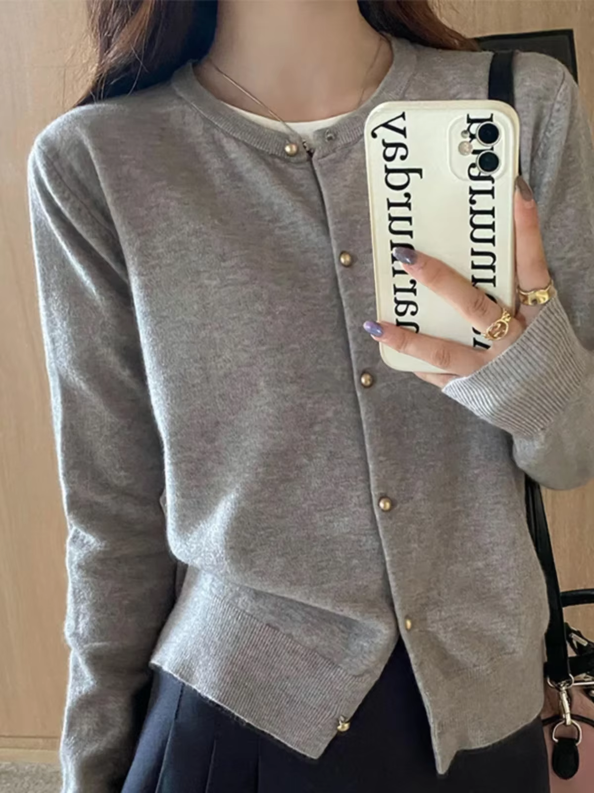 Cardigan tricoté de couleur unie pour femmes, coréen, simple boutonnage, manches longues, col rond, 