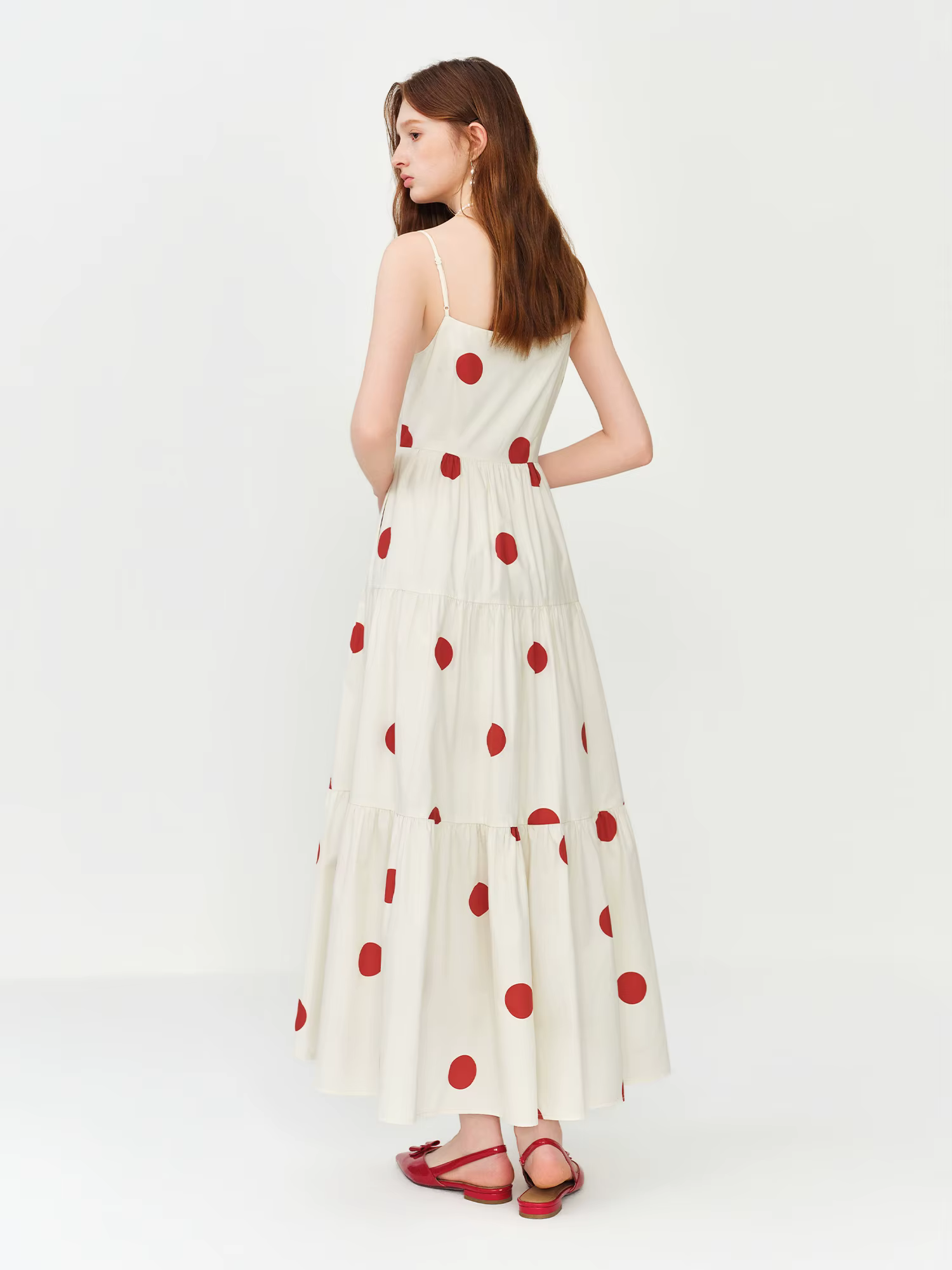 Robe longue FSLE style resort à pois rouges, col carré, bretelles ajustables, pour l'été 2026, nouve