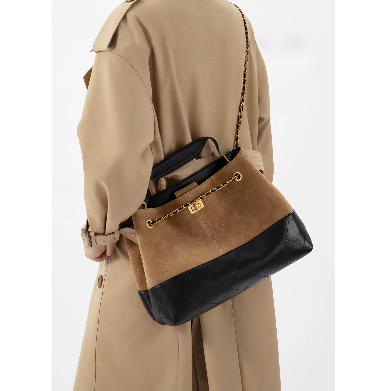 Sac à bandoulière minimaliste haut de gamme avec finition rétro texturée et intérieur spacieux, égal