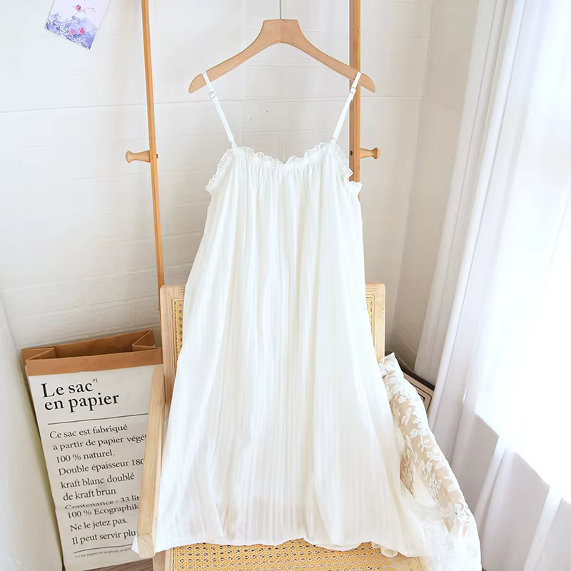 Robe de nuit Camisole à bretelles de couleur blanche de Style français pour dames, vêtements de nuit