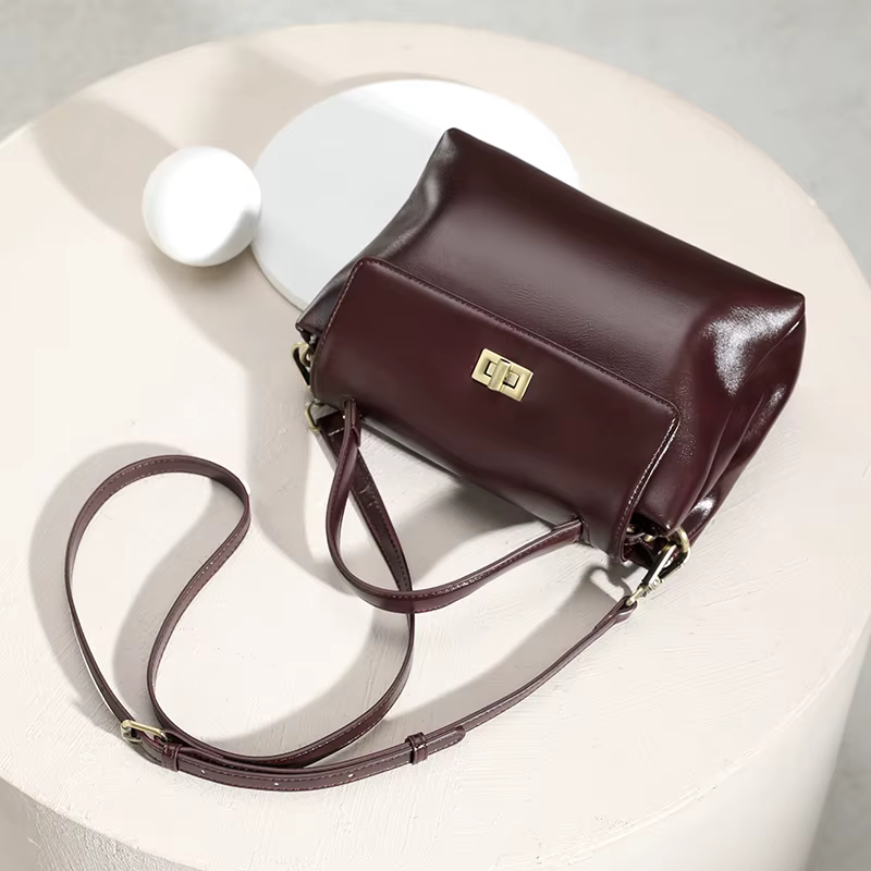 Sac à bandoulière en cuir véritable pour femme, sac à main vintage en cuir huilé, petit sac de luxe 