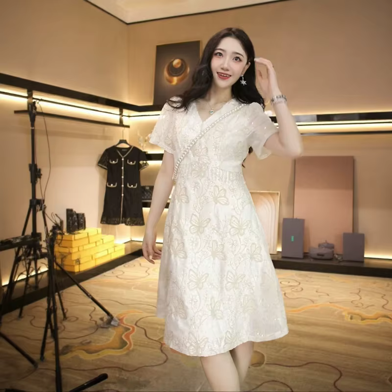 Robe midi blanche pour femme avec broderie papillon, col en V, manches courtes, robe de soirée éléga