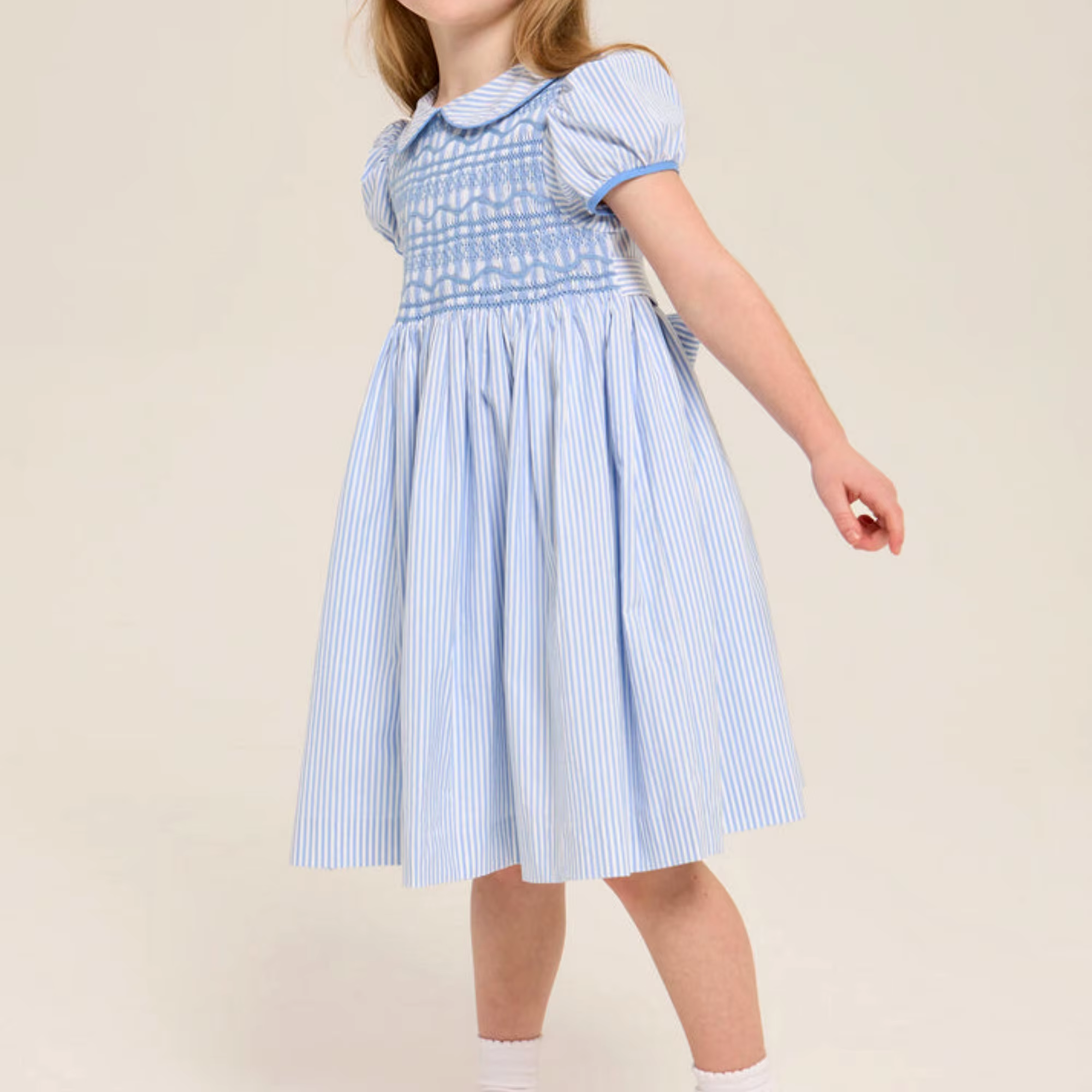 Robe à rayures bleues et blanches pour filles, col Peter Pan smocké à la main, manches courtes, vête