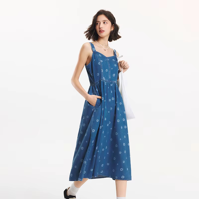 Robe Salopette en Jean Semir pour Femme – Nouvelle Collection Été 2025 – Style Ludique Imprimé Intég