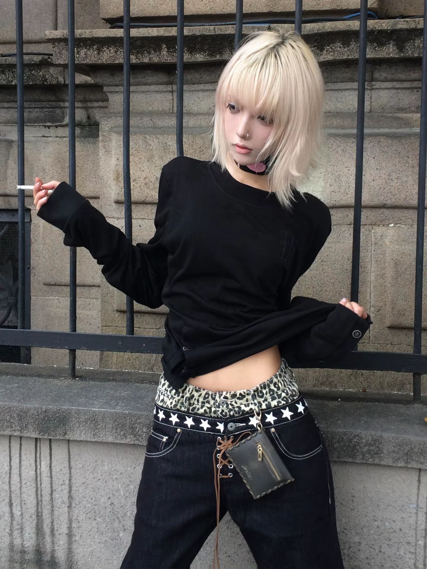 Genayooa gothique Vintage T-shirt femmes à manches longues bouton Y2k rétro noir Grunge hauts Street