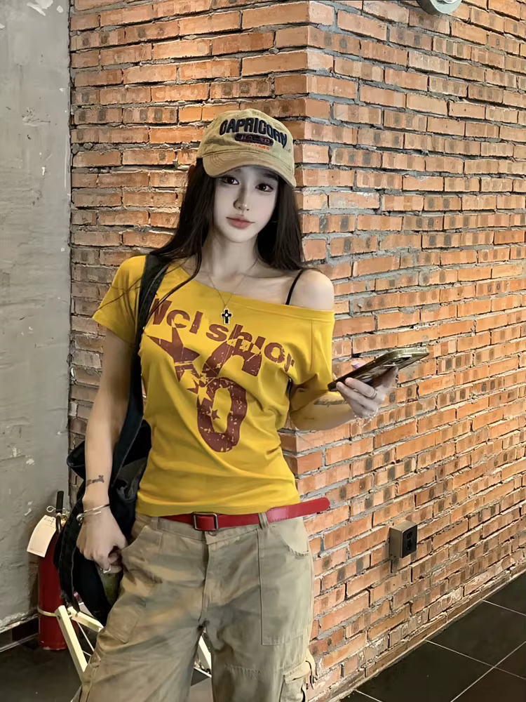 Y2k Sport été épaules dénudées haut femmes Sexy Vintage années 2000 à manches courtes t-shirt dame c