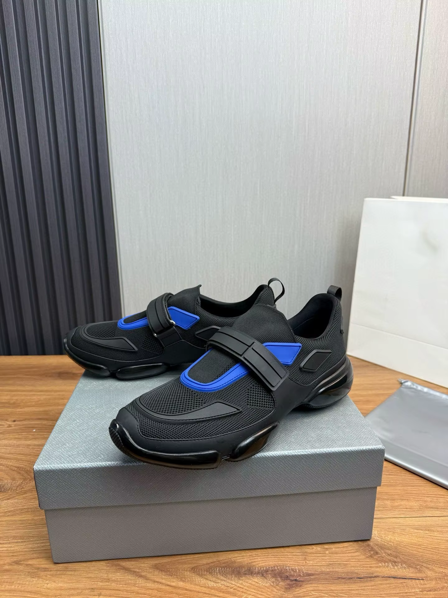 Chaussures de sport de luxe pour l'extérieur, baskets décontractées adaptées aux hommes et aux femme