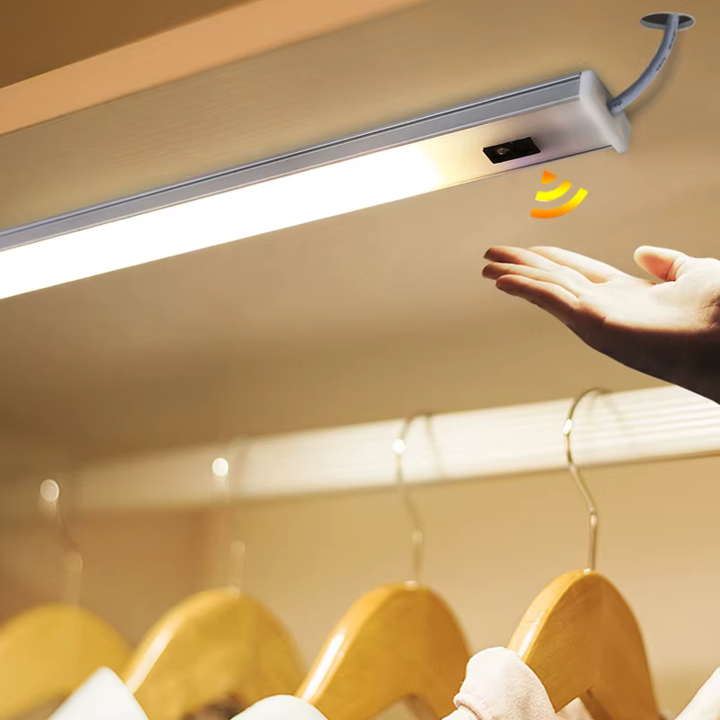 Lumière LED intelligente sous armoire avec capteur de balayage à la main, veilleuse, éclairage de la