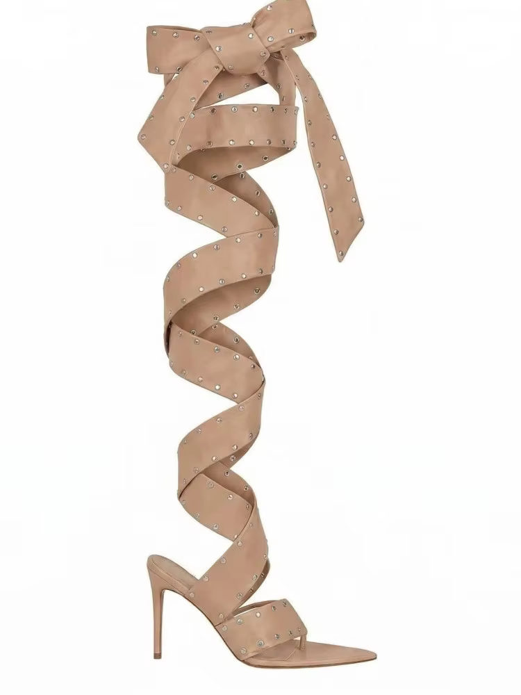 Sandales d'été à talons hauts pour femmes, à lanières à rivets, bout ouvert, fines, sexy, pour soiré