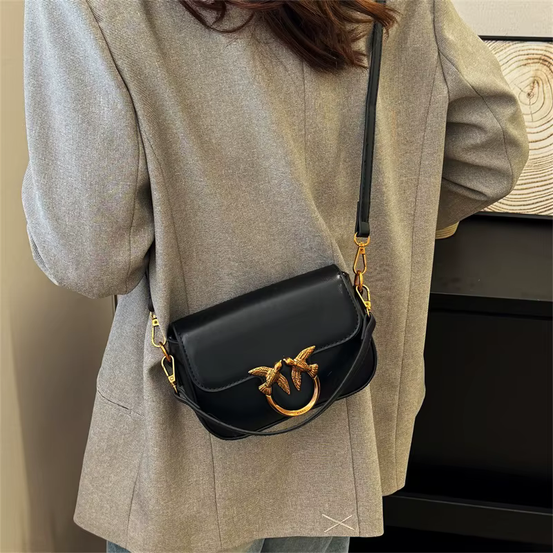 Mini sac à bandoulière élégant rétro avec chaîne de luxe, minimaliste pour les achats décontractés, 