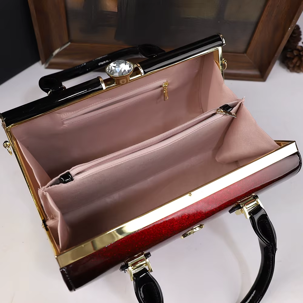 2025 Nouvelle taie d'oreiller, sac pour femme, épaule à main, diamant d'eau, dame d'âge moyen, sac p