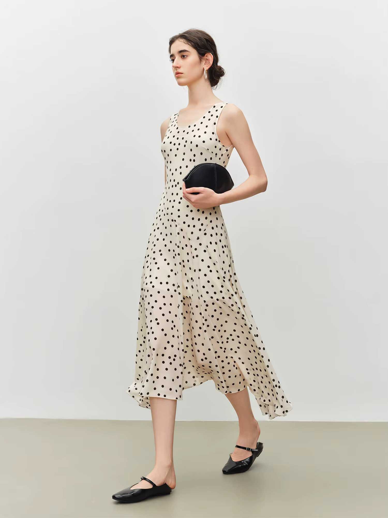 Robe nuisette diagonale rétro à pois en mousseline ZIQIAO pour femme, nouveau style été 2026, robe g