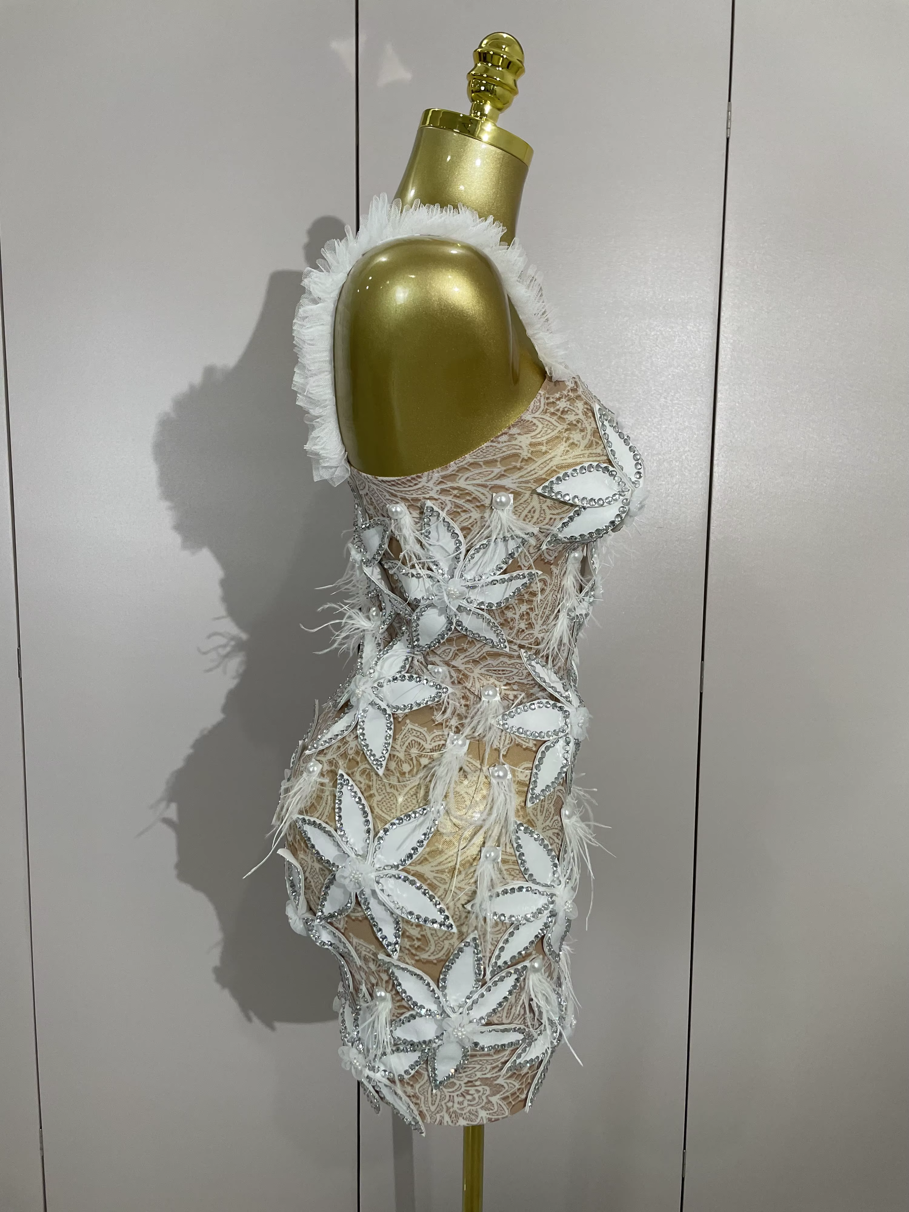 Sexy brillant diamant fleurs plumes blanc Transparent Slip robe courte soirée bal célébrer anniversa