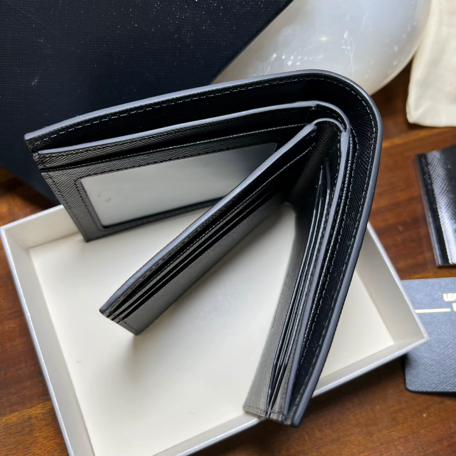 130318 # Portefeuille artisanal de luxe en cuir, collection 4810 Westside, porte-cartes, pince à bil