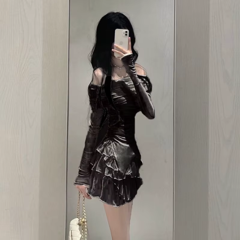 Ensemble deux pièces Harajuku pour filles, haut asymétrique épaule dénudée, Mini jupe gâteau, costum