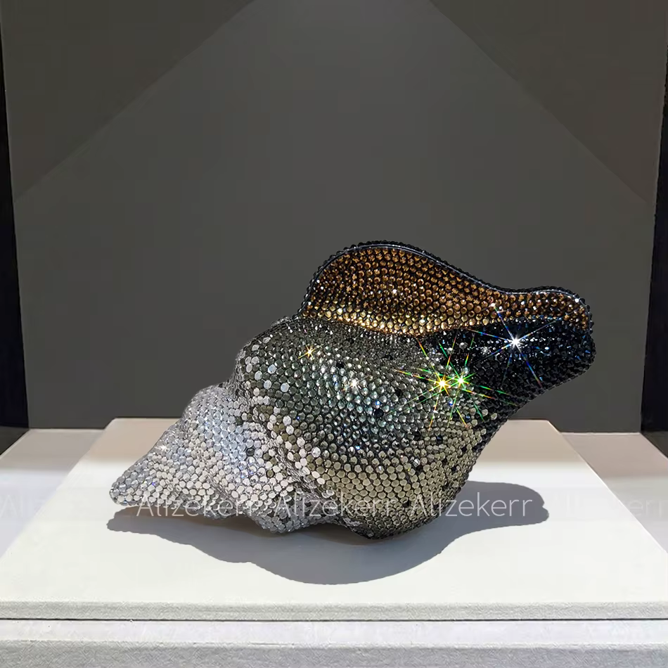 Sac de soirée Alizekerr 3D en forme de coquillage avec strass pour femme 2026 – Magnifique sac à mai