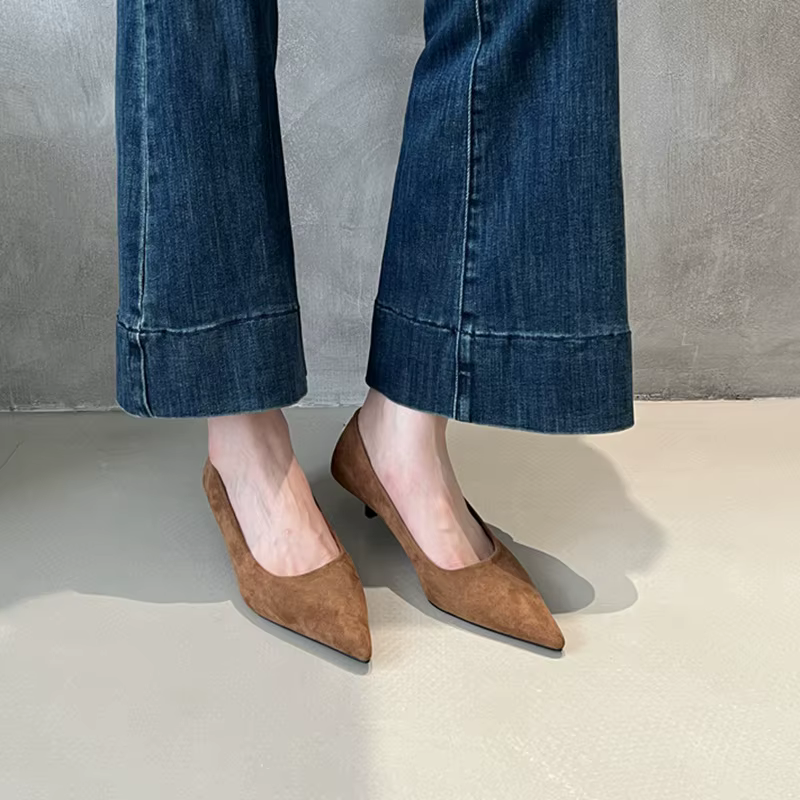 Chaussures de printemps 2026 pour femmes, escarpins fins à talons bas, élégants en daim, à bout poin