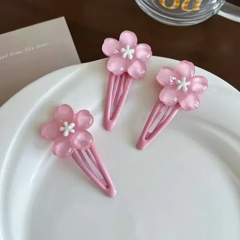 Pince à cheveux en fleurs de cerisier, douce et mignonne, couvre-chef pour filles mignonnes, BB Clip