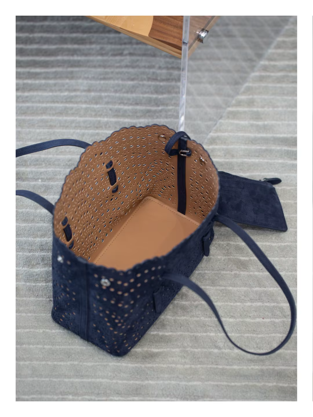 Nouveau sac de Shopping fourre-tout en cuir avancé vague évider panier rétro daim sac incliné à band