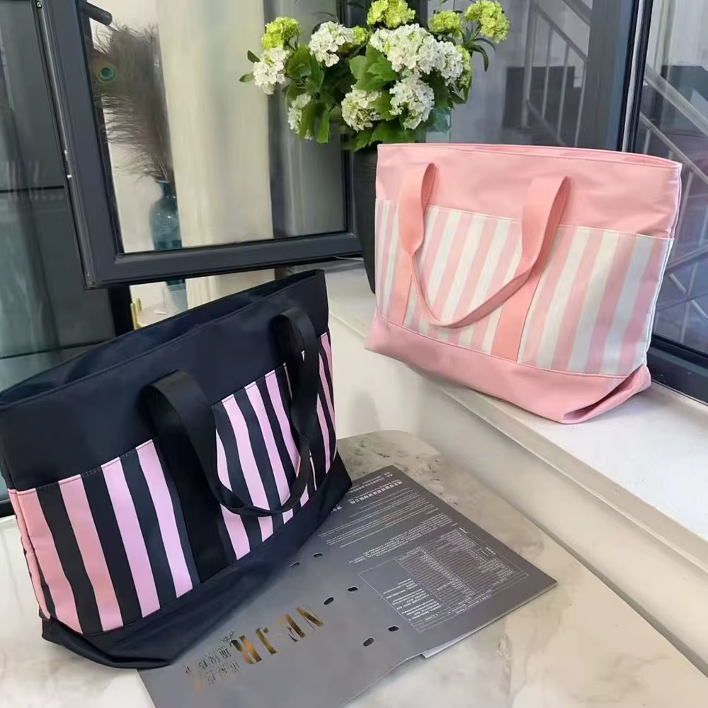 Nouveau sac à main V 2026 : décontracté, classique, élégant, sac à bandoulière pour femme en tissu O