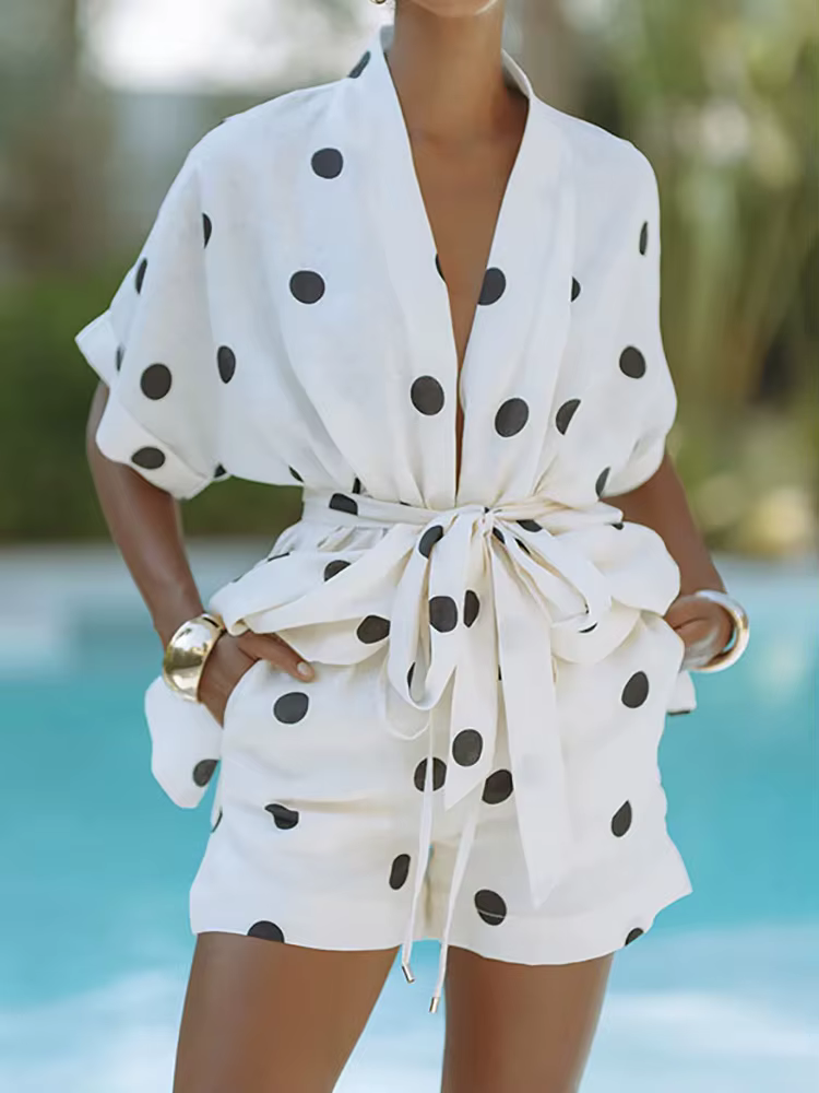 Costume élégant à lacets pour femmes, short et demi-manches, col en V, chemisier, tenues avec impres