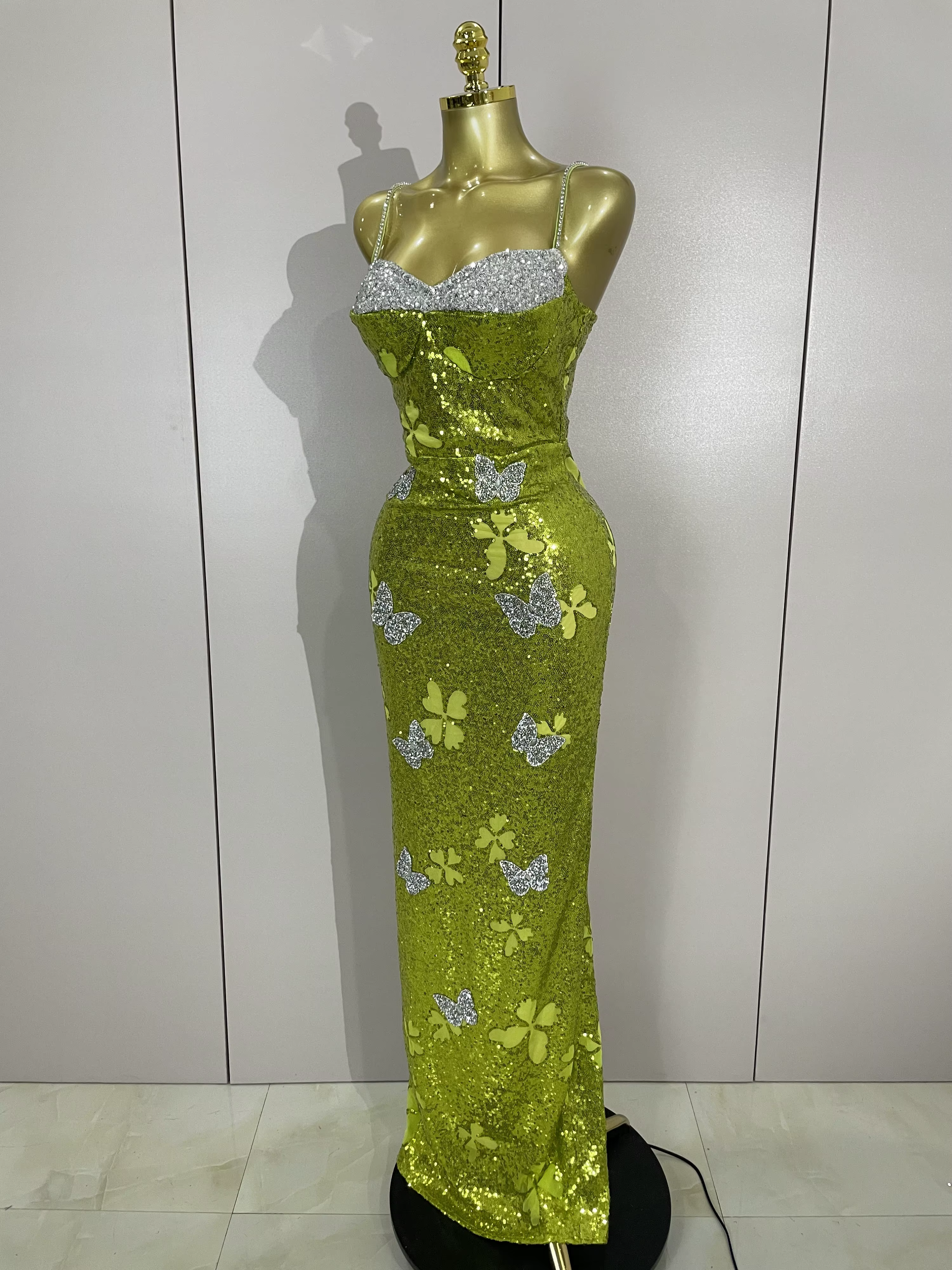 Élégant brillant papillon cristal Sexy licou vert moulante longue robe femmes célébrer soirée fête d