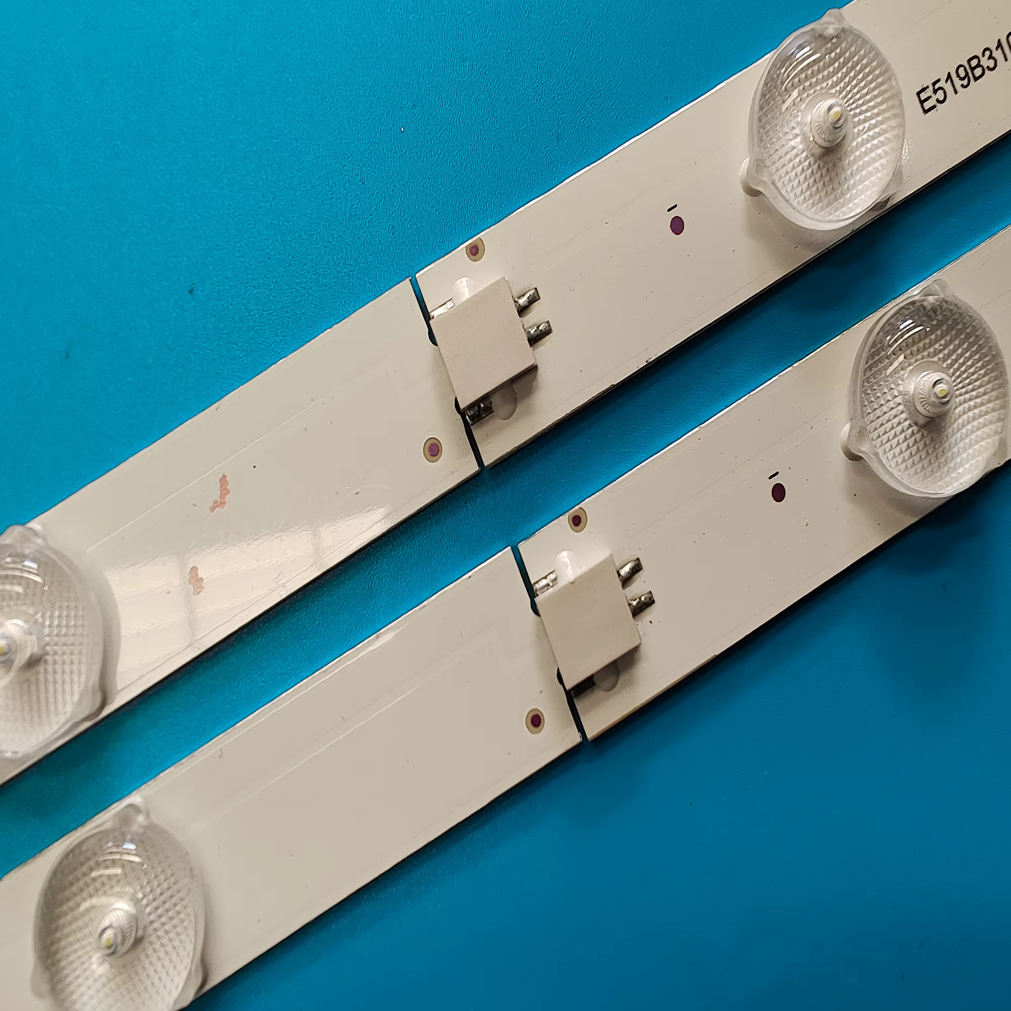 Bande de rétro-éclairage LED pour Philips TV 40 pouces, 40D3505T 40PFT5300/12 40PFT5300/60 40PFK4509
