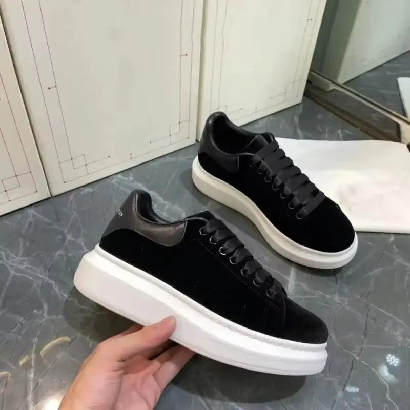 Chaussures plates de Skateboard élégantes pour femmes, baskets blanches à semelle épaisse, chaussure