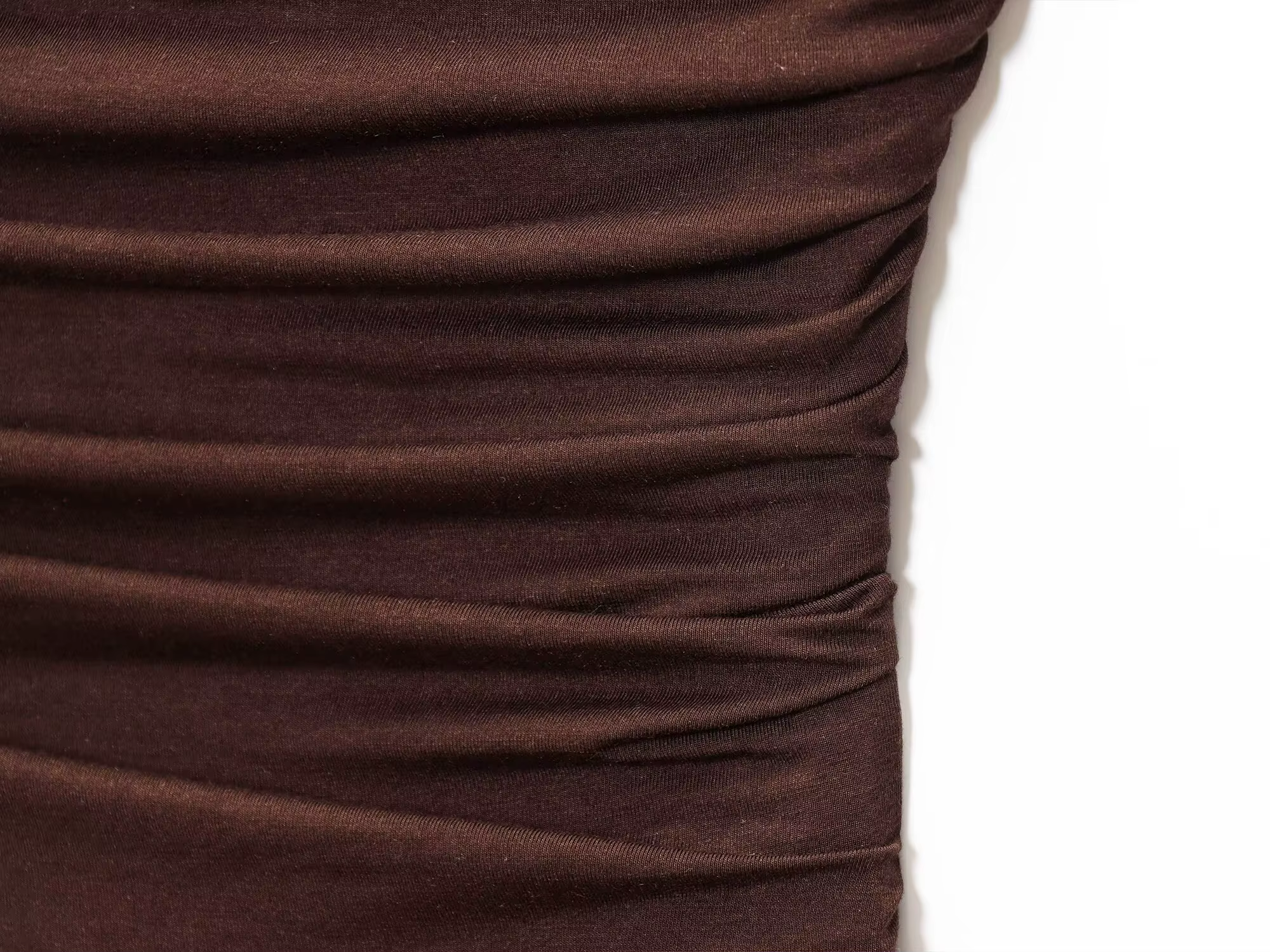 ETJ 2025 nouvelle robe femme élégante sexy épaules dénudées mode plis détails minceur robe sans bret