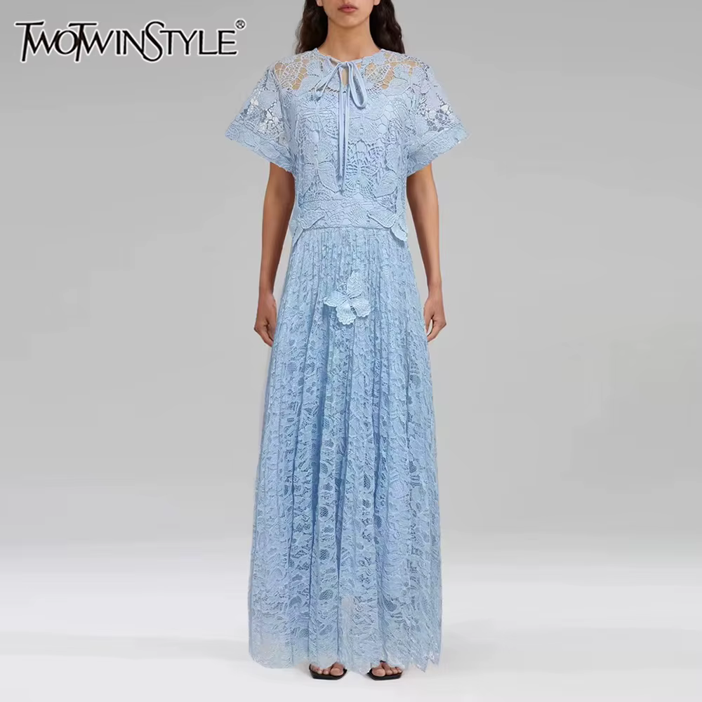 TWOTWINSTYLE solide évider épissé Appliques robes pour femmes col rond manches courtes Patchwork den