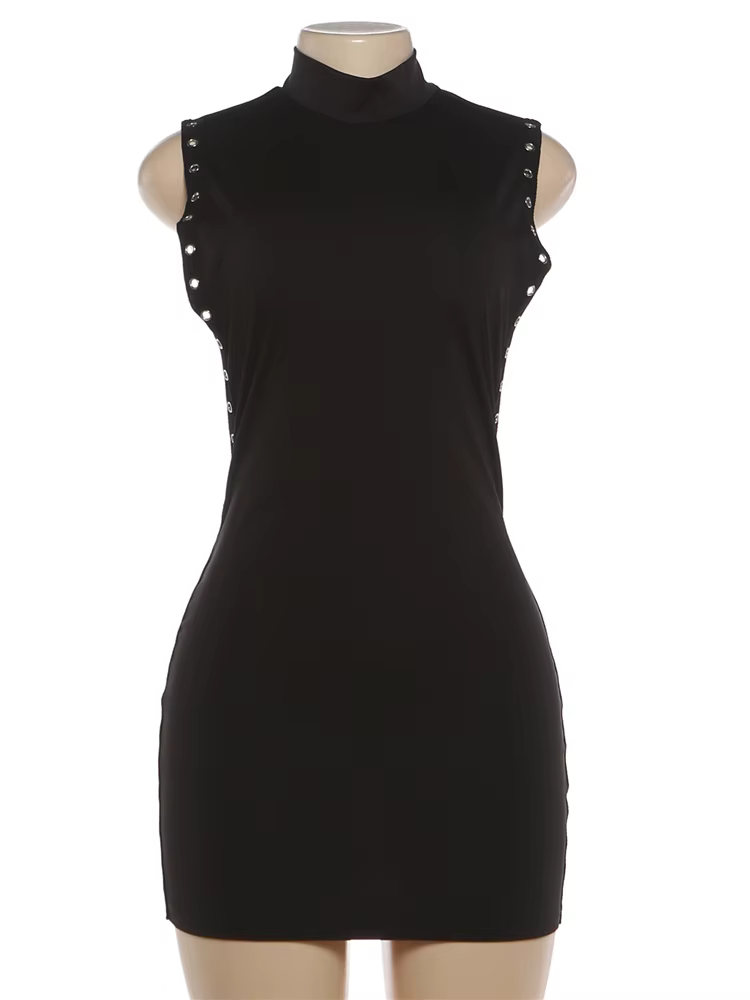 Robe mini Kliou à design creux sur le côté, col rond, sans manches, avec anneaux métalliques décorat