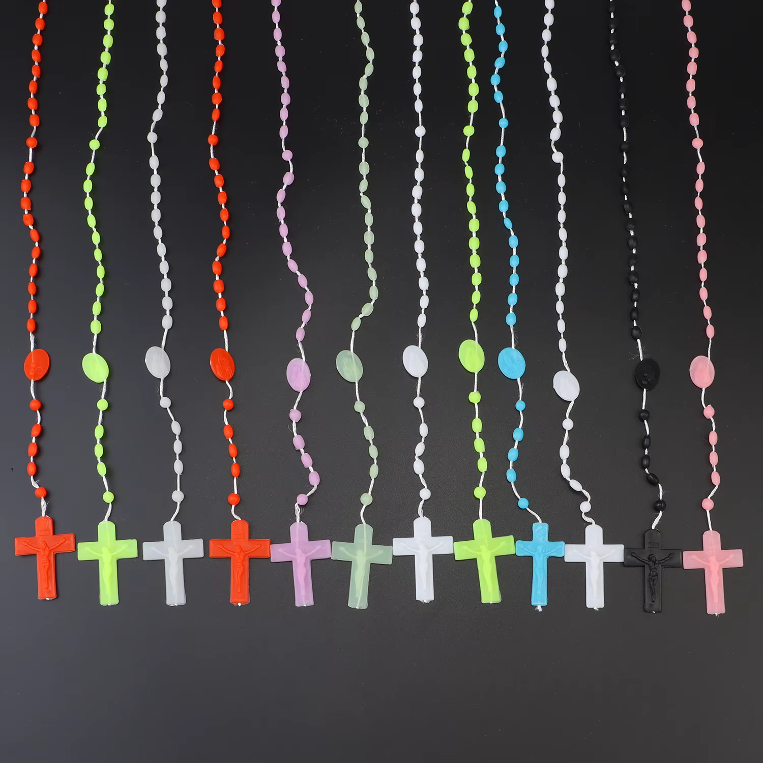 Chapelet multicolore, perles de prière, classique, vieux pendentif croix en plastique, colliers, bij