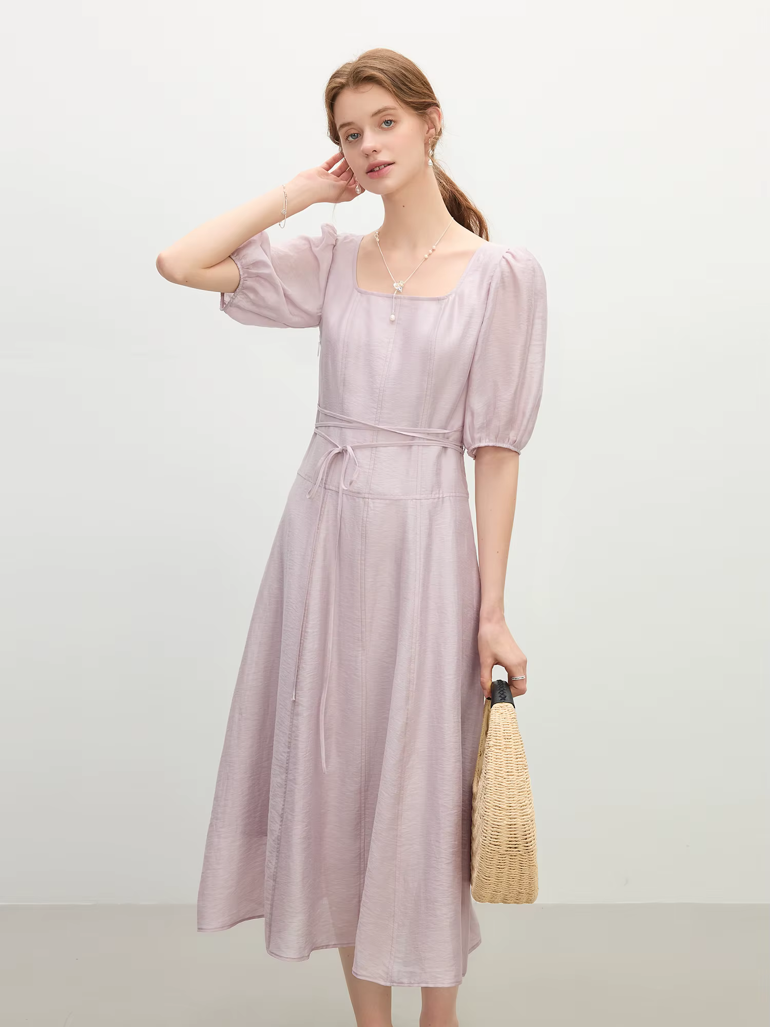 FSLE manches bouffantes col carré robe de Style français pour les femmes 2025 été nouveauté romantiq