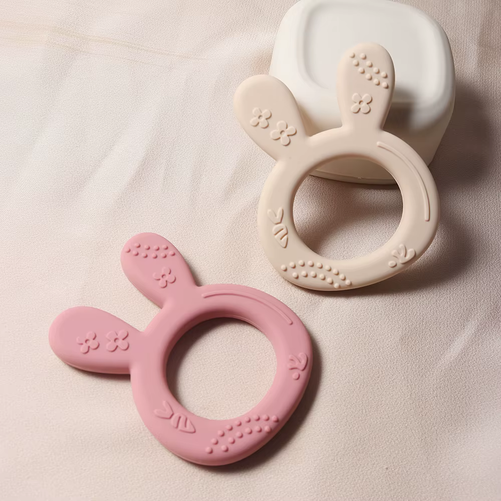 Anneau de dentition en Silicone en forme de lapin et de carotte pour bébé, jouet éducatif sensoriel