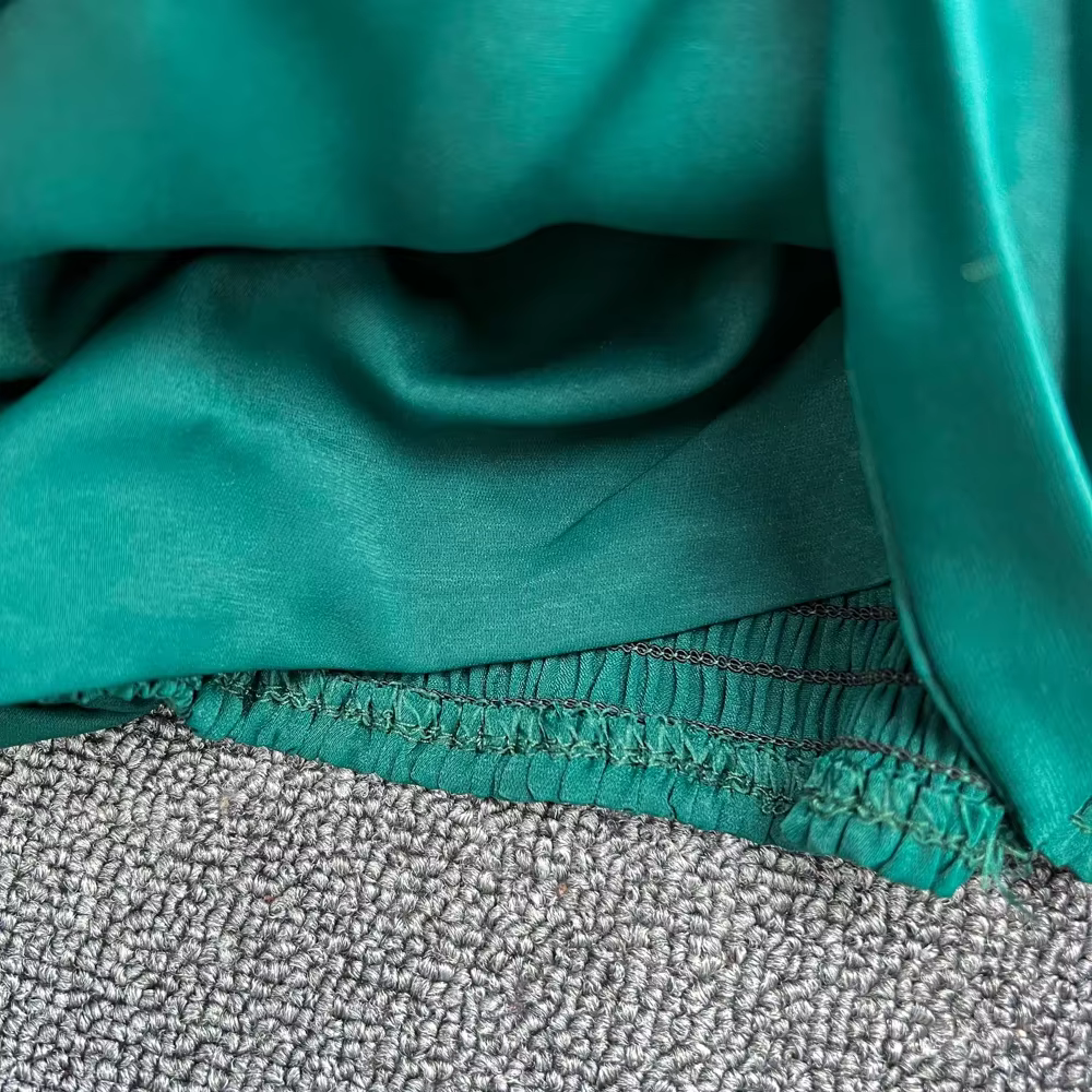 Chemisier slim croisé à manches longues bouffantes pour femmes, haut court plissé, chemise sexy, vêt