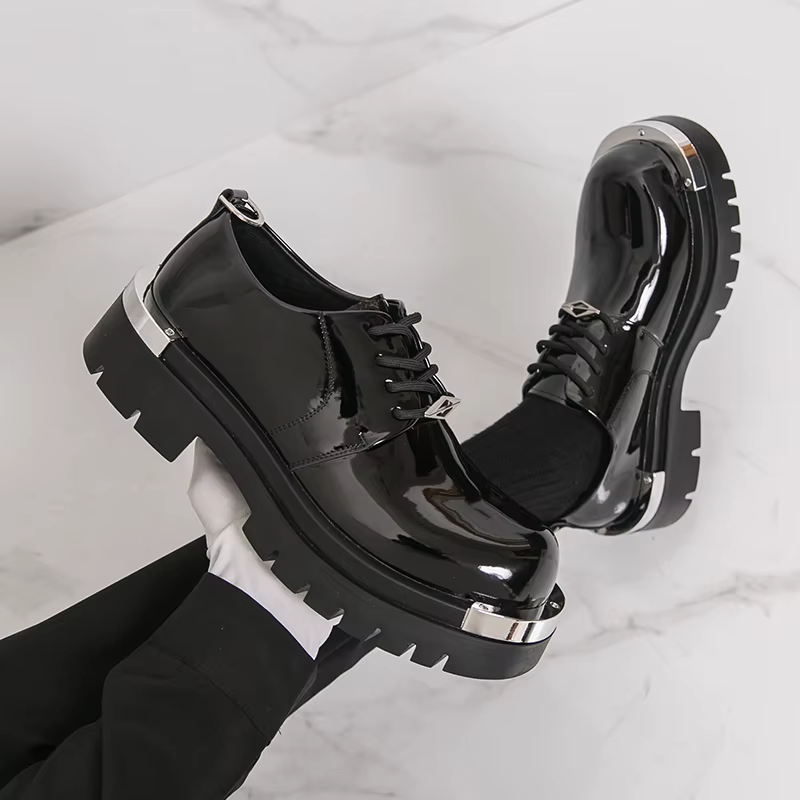Nouvelles chaussures de travail personnalisées à semelles épaisses pour hommes à grande tête décontr