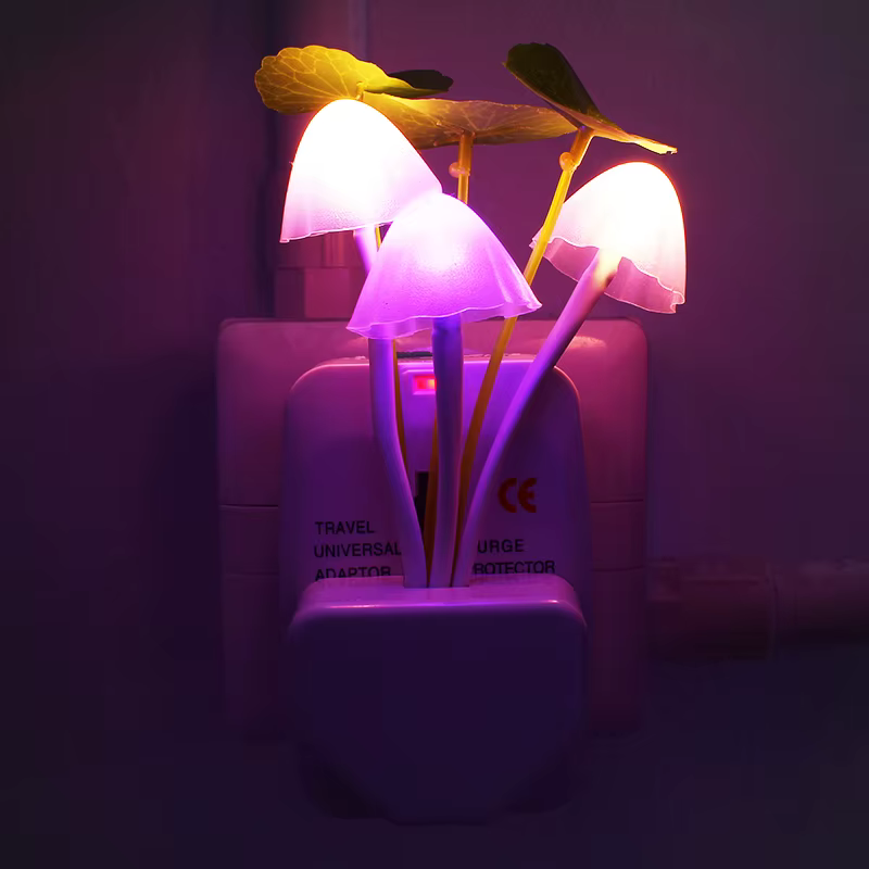 Capteur de prise européenne LED beau capteur de lumière romantique abajur infantil champignon veille